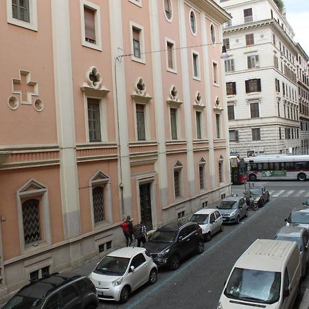 Casa Luna - Accomodation In Santa Maria Maggiore Rome Exterior photo